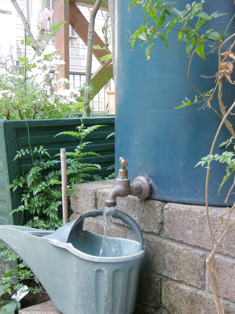 おしゃれな雨水タンクのご紹介 住宅営業マンらしくないブログ